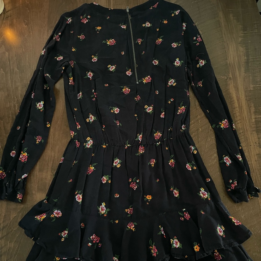 Dress - Picture 5 of 9